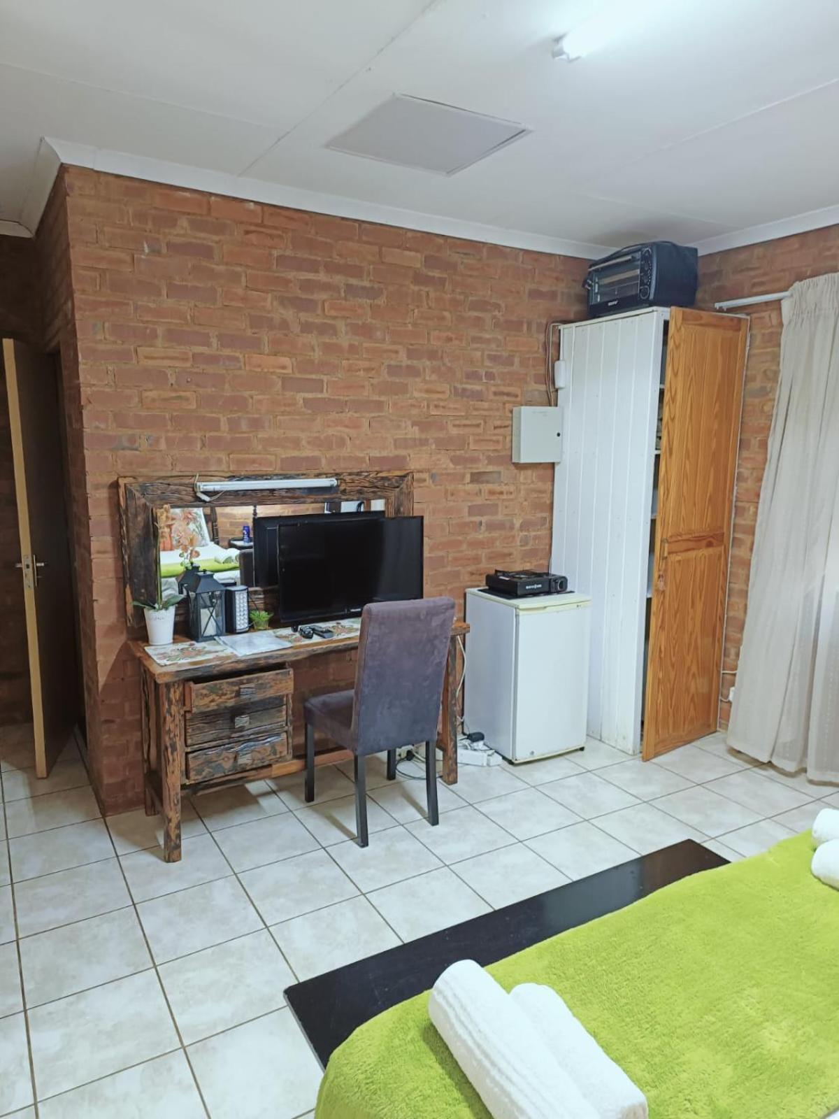 Millstream Inn Guest House Skeerpoort Номер фото